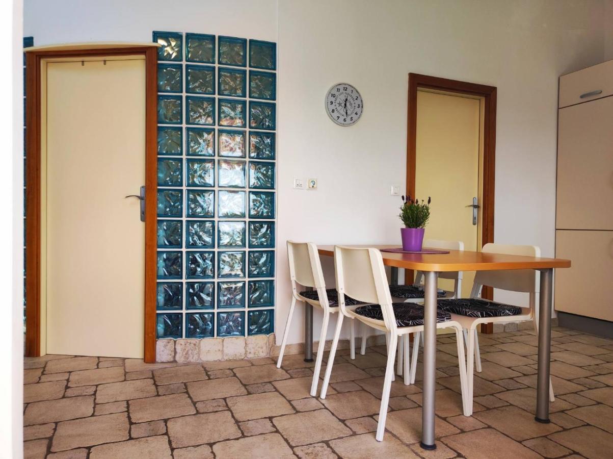 Lavanda Apartment Krk Town Buitenkant foto